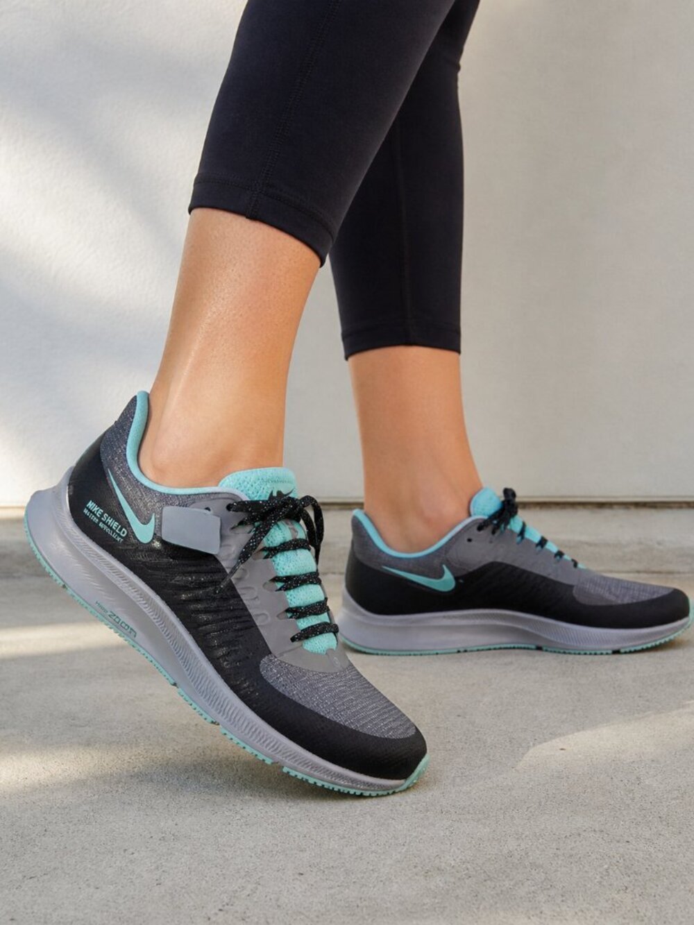 Nike Zoom Winflo 7 Shield Women’s Size 9 Gray Black Aqua Running Shoes